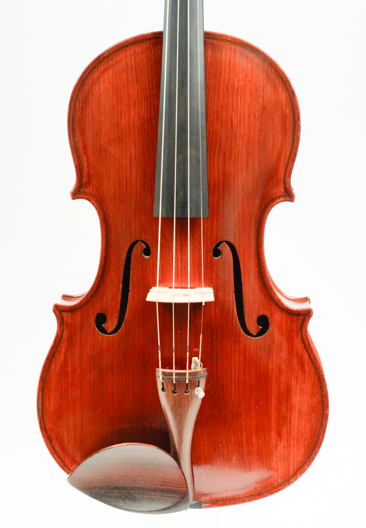 AS02/ 12 Circa 1947 English 16.75" viola. Labelled: 'G. Blakemore'.
